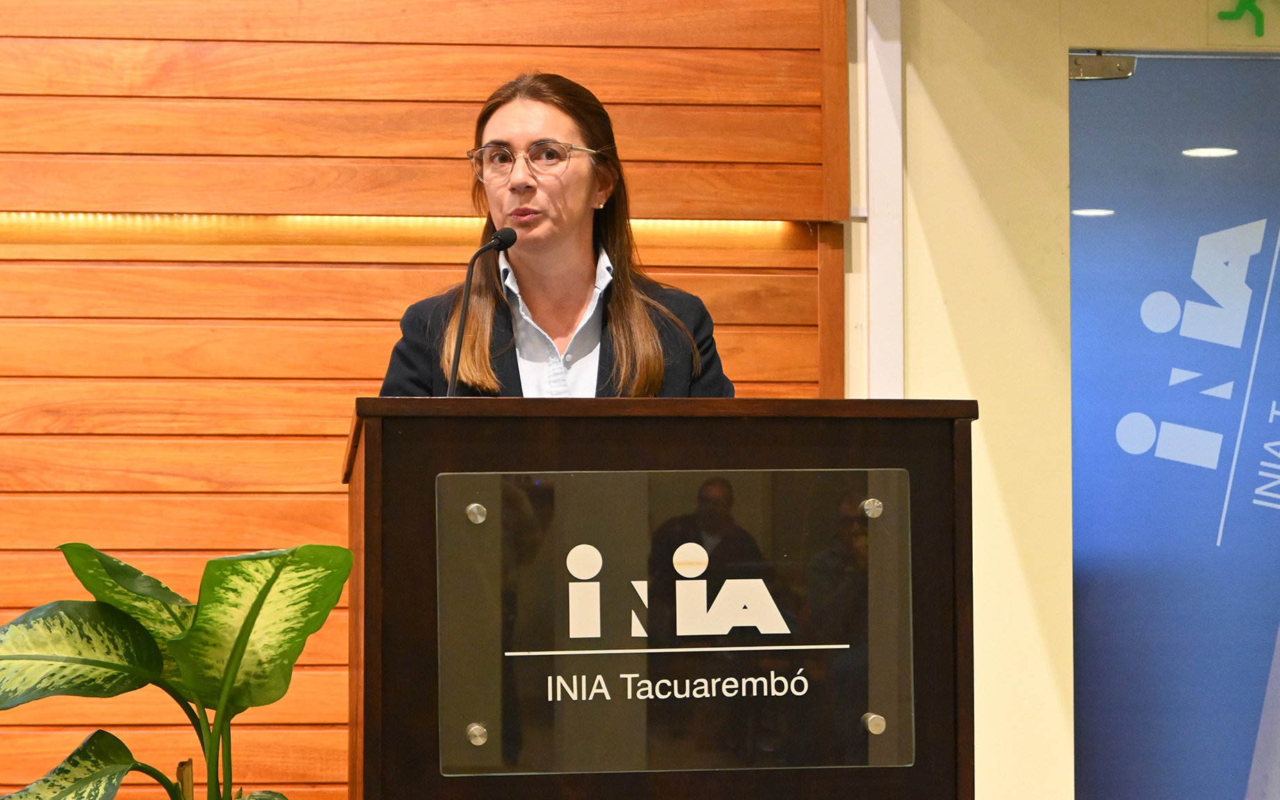 monica trujillo maestra ceremonia